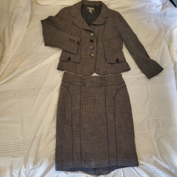Ann taylor suit! Grey mesh with black and white! - Picture 2 of 11